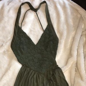 Green Lulus dress